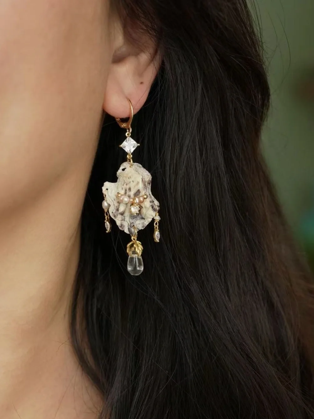 Gold and Pearl Shell Drop Earrings -‎ Women Jewelry